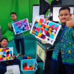 Batik Geometris Skandinavian untuk anak SD